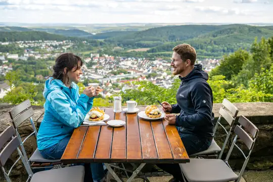 Sachsenklause an den Iburg Ruinen