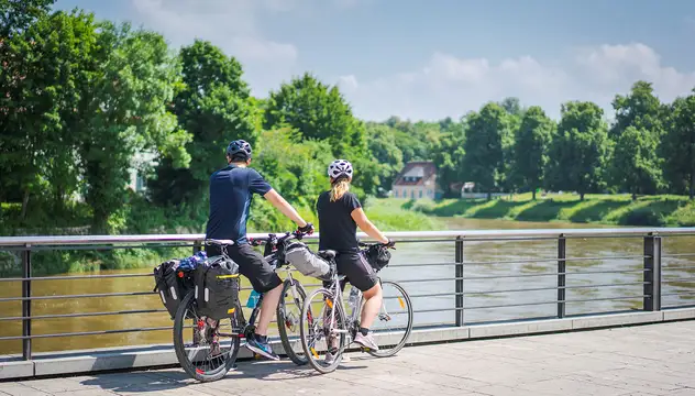 Radler am Donaukai